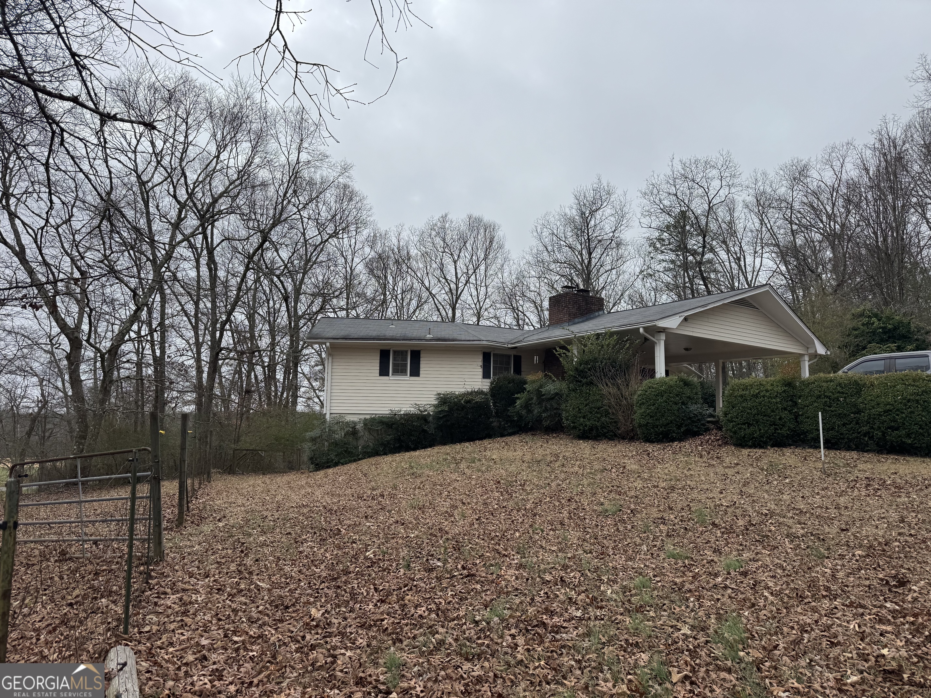 824 Old 5 Notch Road Whitesburg, GA 30185 - Photo 3 of 10