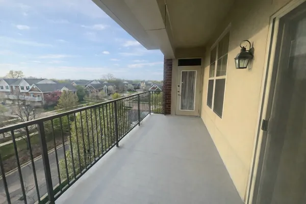 $2,500 | 511 Prestwick Lane, Unit 406, Wheeling, IL 60090