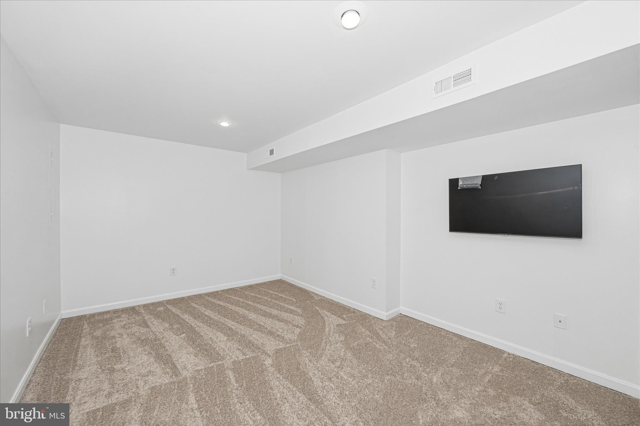 6596 East Lakeridge Road New Market, MD 21774 - Photo 57 of 131 Lower Level