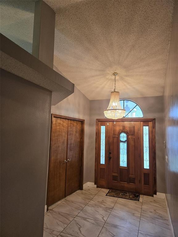 1406 Kingston Way Kissimmee, FL 34744 - Photo 3 of 24