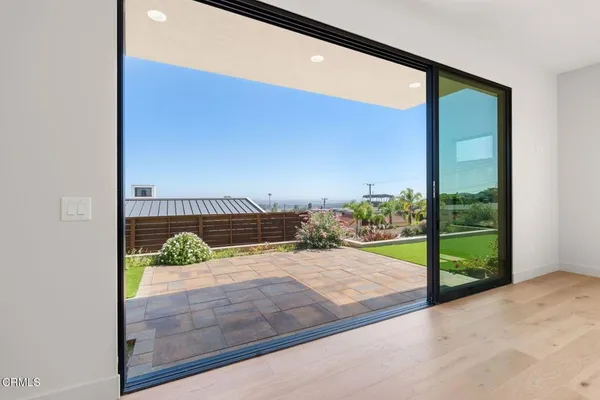 $2,145,000 | 872 Via Ondulando, Ventura, CA 93003