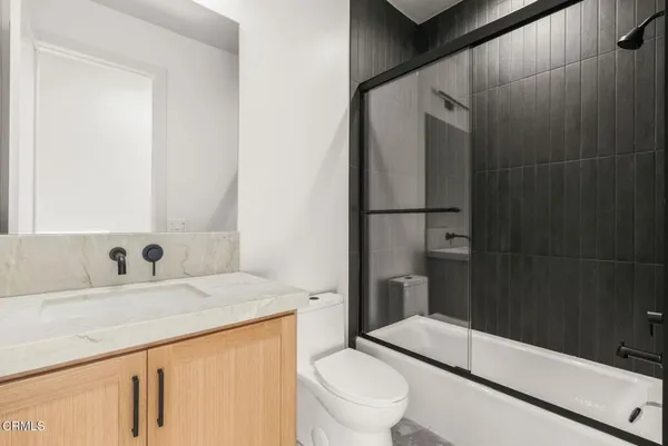 $2,145,000 | 872 Via Ondulando, Ventura, CA 93003