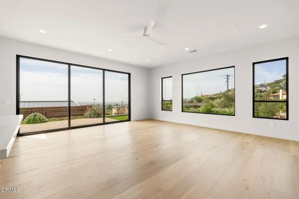 $2,145,000 | 872 Via Ondulando, Ventura, CA 93003