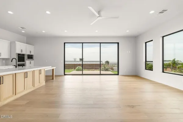 $2,145,000 | 872 Via Ondulando, Ventura, CA 93003