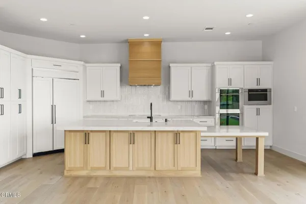 $2,145,000 | 872 Via Ondulando, Ventura, CA 93003