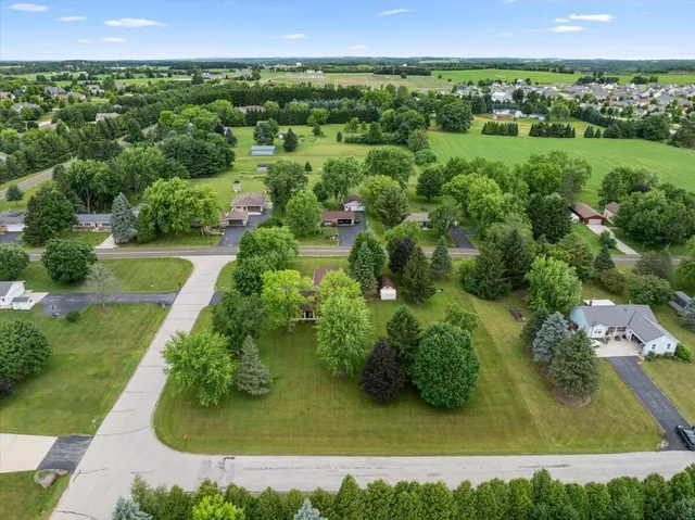 $444,900 | 4294 Bonmaur Terrace, Slinger, WI 53086