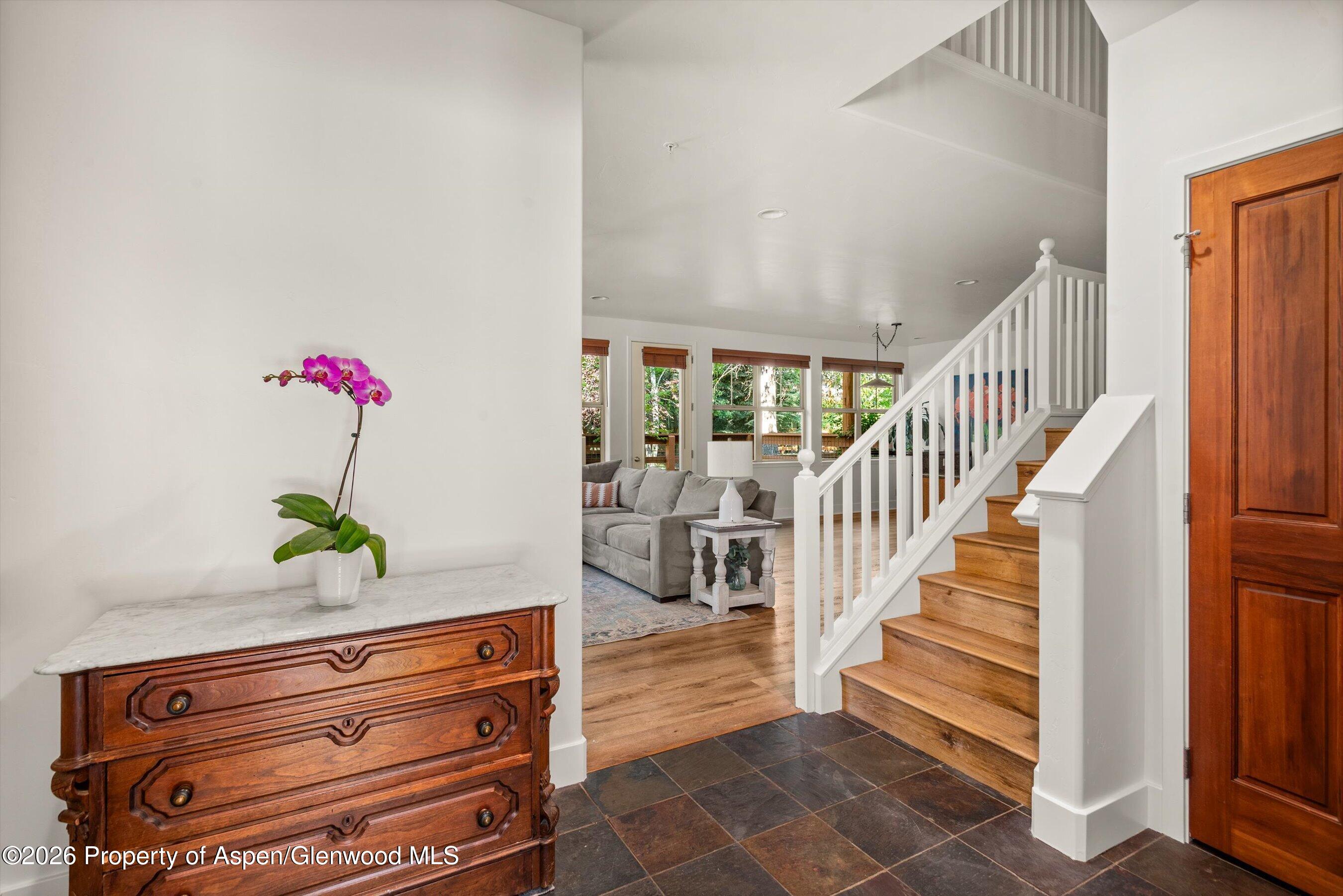 520 Evans Court Basalt, CO 81621 - Photo 5 of 32 09-520EvansCt_06282026010