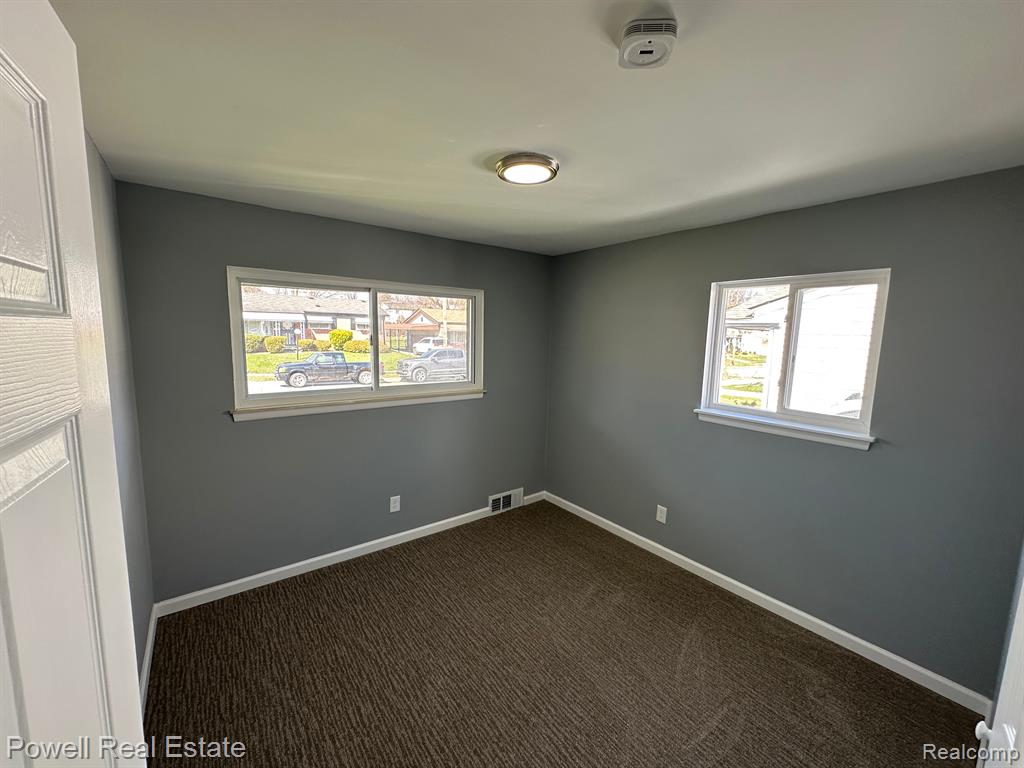 196 Carr Street Pontiac, MI 48342 - Photo 19 of 24