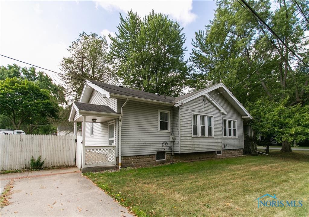 28974 White Road Perrysburg, OH 43551 - Photo 20 of 23 Gallery Image 20