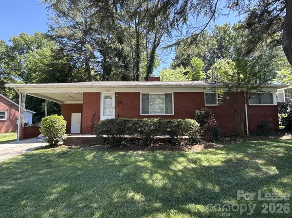 $1,895 | 932 Hickory Nut Street, Charlotte, NC 28205