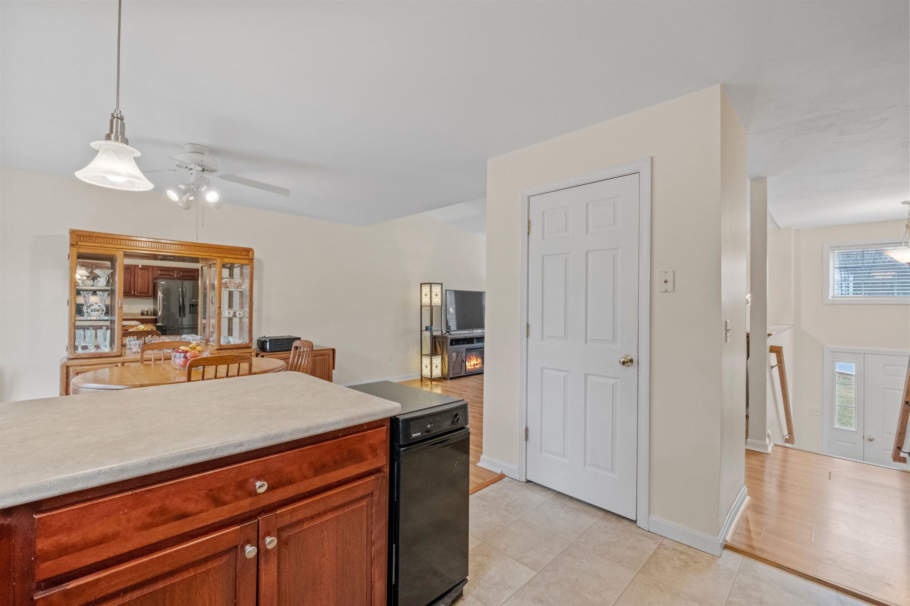 18 Morrill Road Hooksett, NH 03106 - Photo 23 of 35