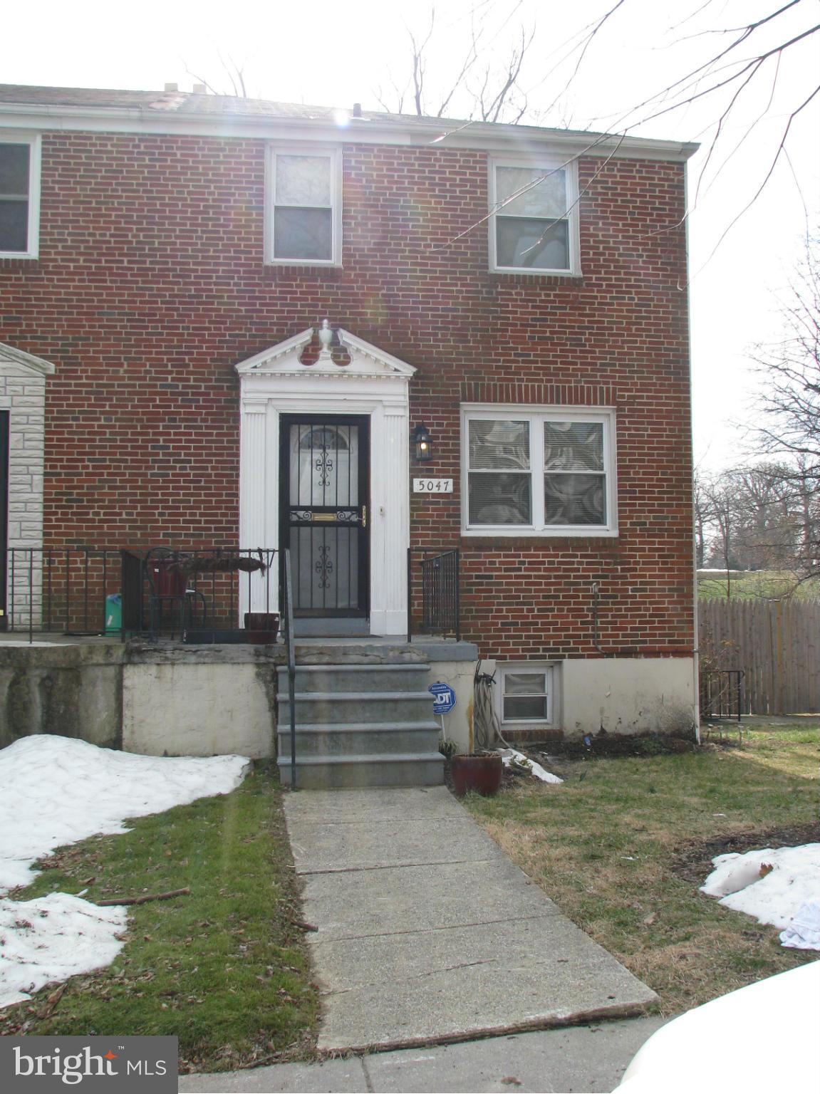 5047 West Hills Road Baltimore, MD 21229 - Photo 1 of 19 Exterior (Front)