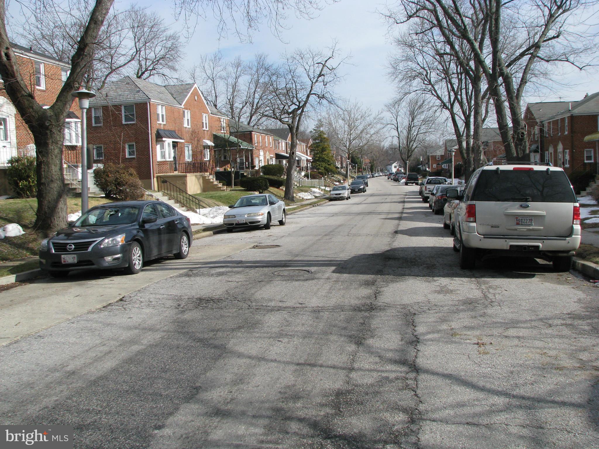 5047 West Hills Road Baltimore, MD 21229 - Photo 3 of 19 Community