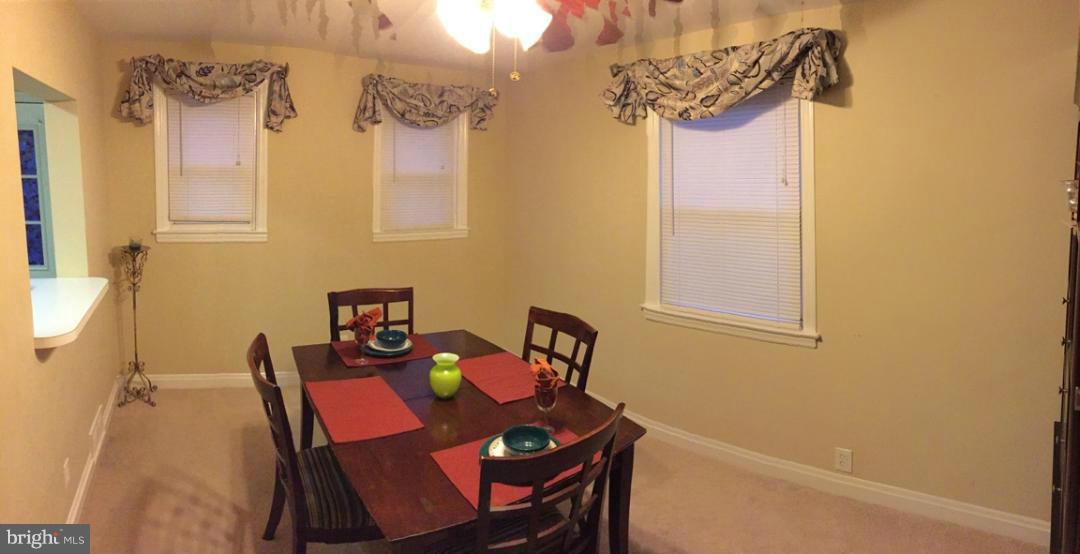 5047 West Hills Road Baltimore, MD 21229 - Photo 9 of 19 Dining Room