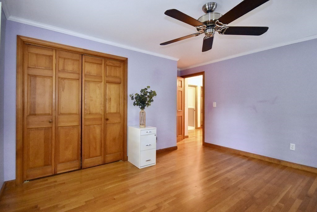 29 Tecumseh Road Bourne, MA 02562 - Photo 20 of 28 a view of an empty room with a window
