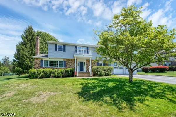 $659,000 | 30 Aldersgate Circle, Hackettstown, NJ 07840