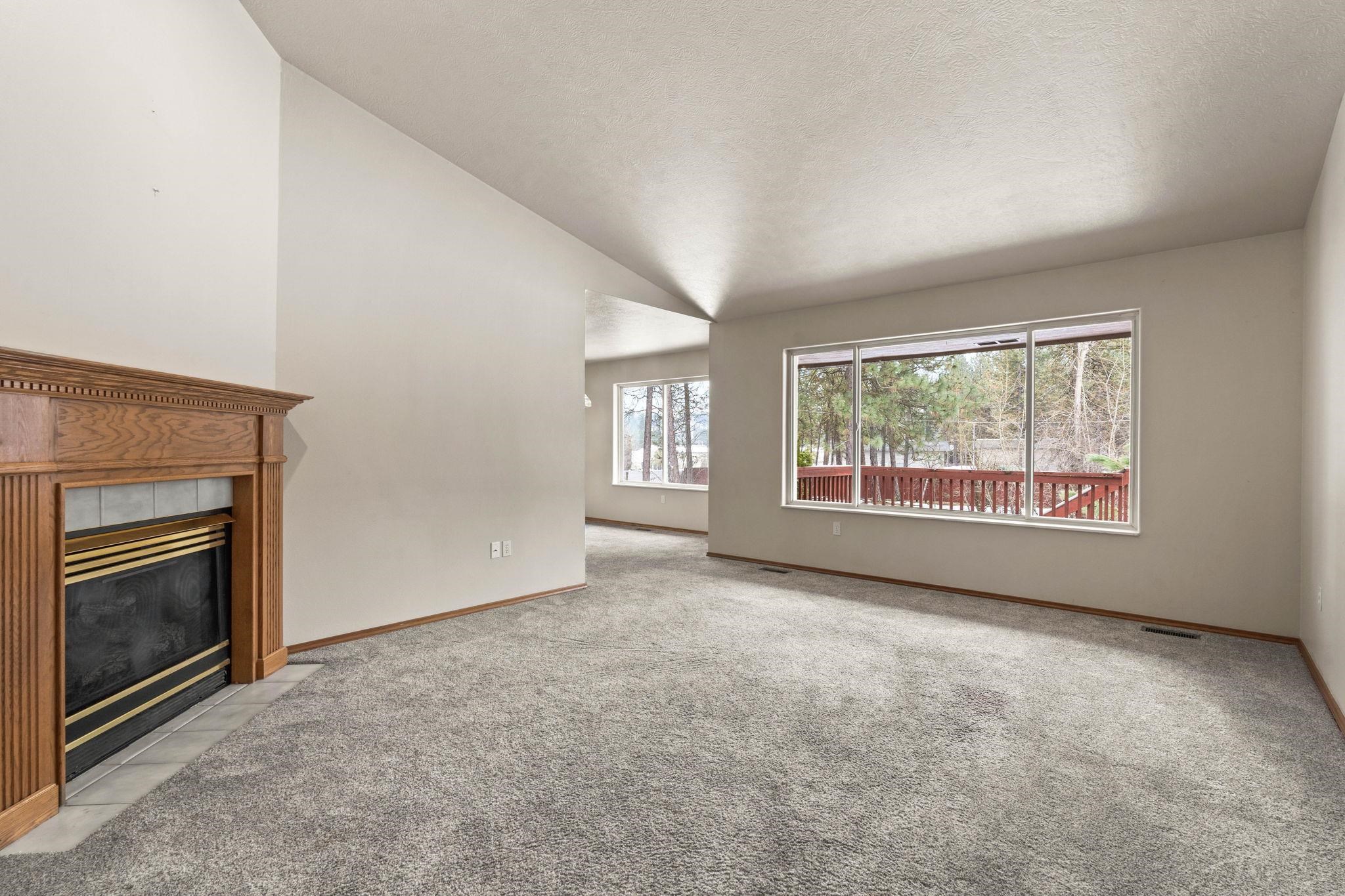 50 East Hastings Road Spokane, WA 99218 - Photo 2 of 41