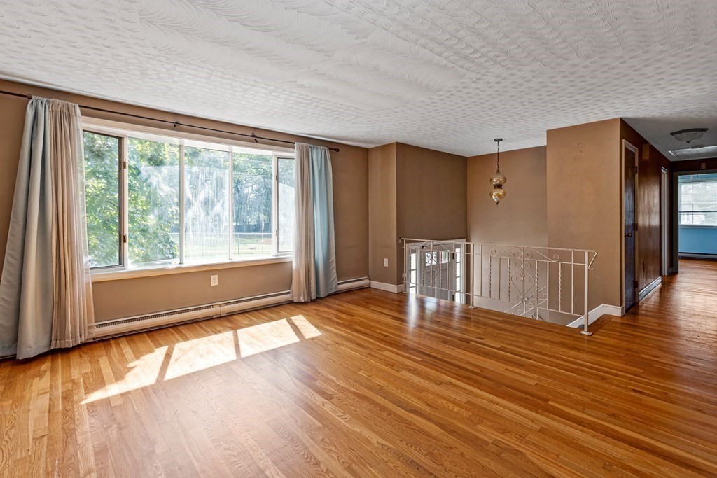 37 Bethany Road Framingham, MA 01702 - Photo 7 of 28 Gallery Image 7