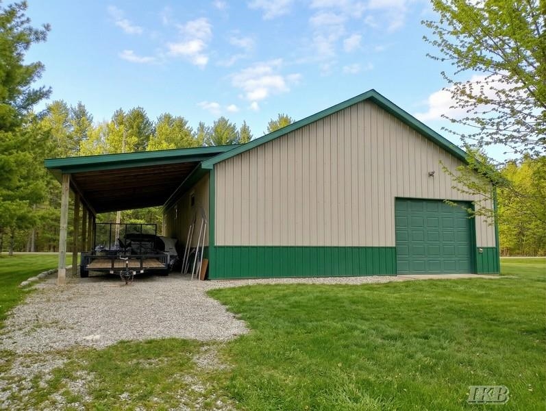 2735 Sugar River Road Gladwin, MI 48624 - Photo 2 of 17