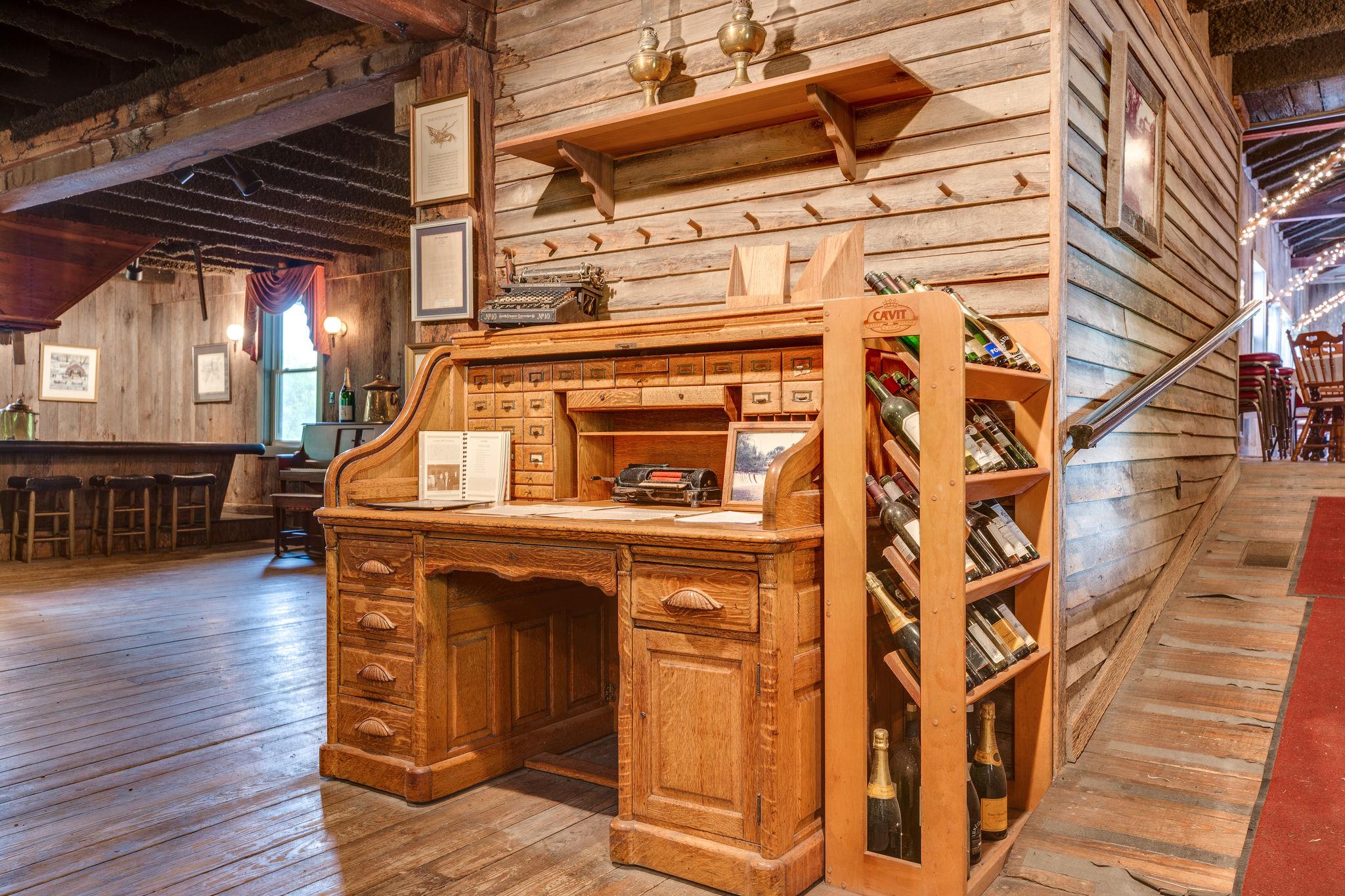 200 Cortner Mill Road Normandy, TN 37360 - Photo 15 of 30 a view of a fireplace with wooden floor