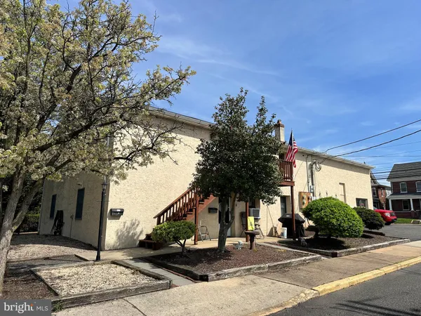 $1,200 | 501 Main Street, Red Hill, PA 18076