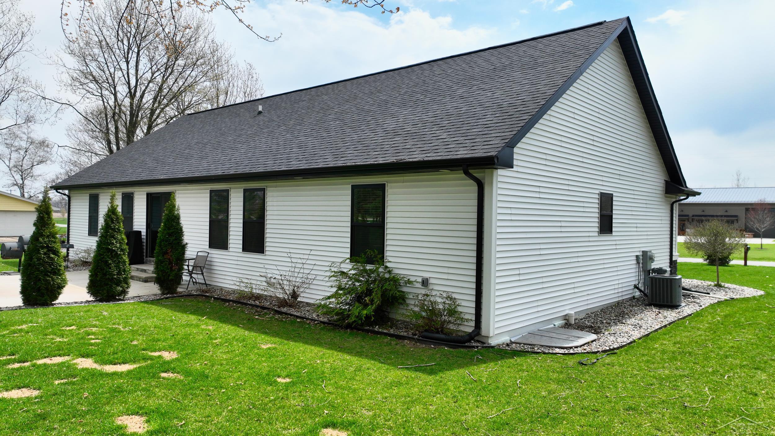 1266 West Freeland Road Bay City, MI 48706 - Photo 7 of 58