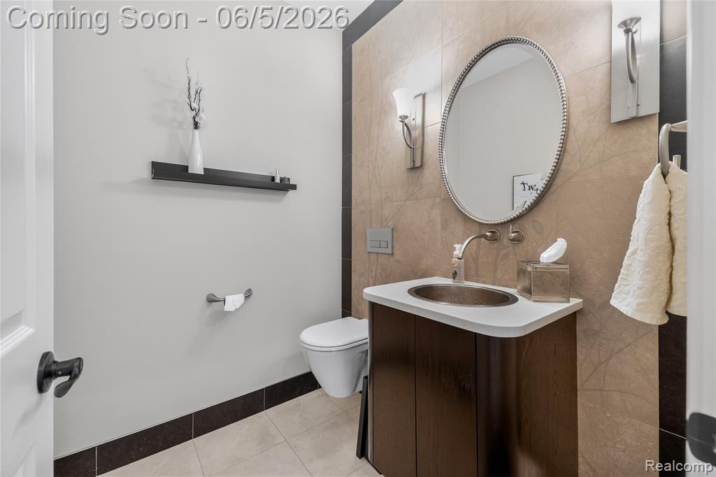18124 Meridian Road Grosse Ile, MI 48138 - Photo 53 of 74