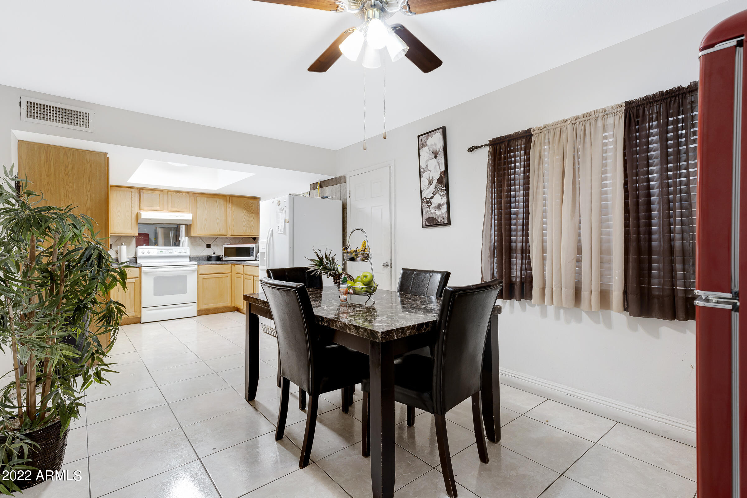 4621 West Granada Road Phoenix, AZ 85035 - Photo 9 of 33 4621 W Granada Rd-9