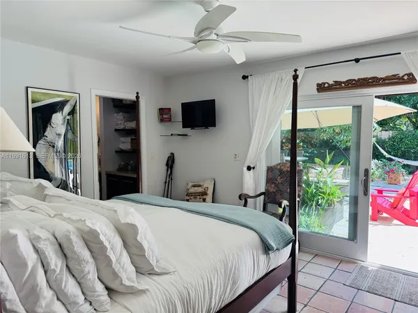 $3,275,000 | 204 Westwood Drive, Key Biscayne, FL 33149