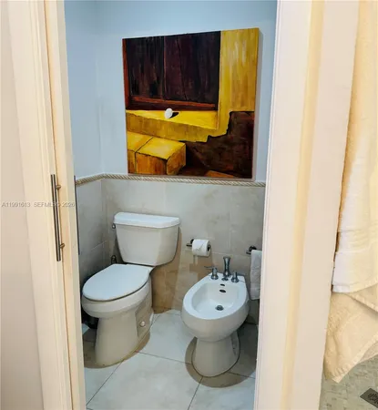 $3,275,000 | 204 Westwood Drive, Key Biscayne, FL 33149