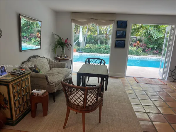 $3,275,000 | 204 Westwood Drive, Key Biscayne, FL 33149