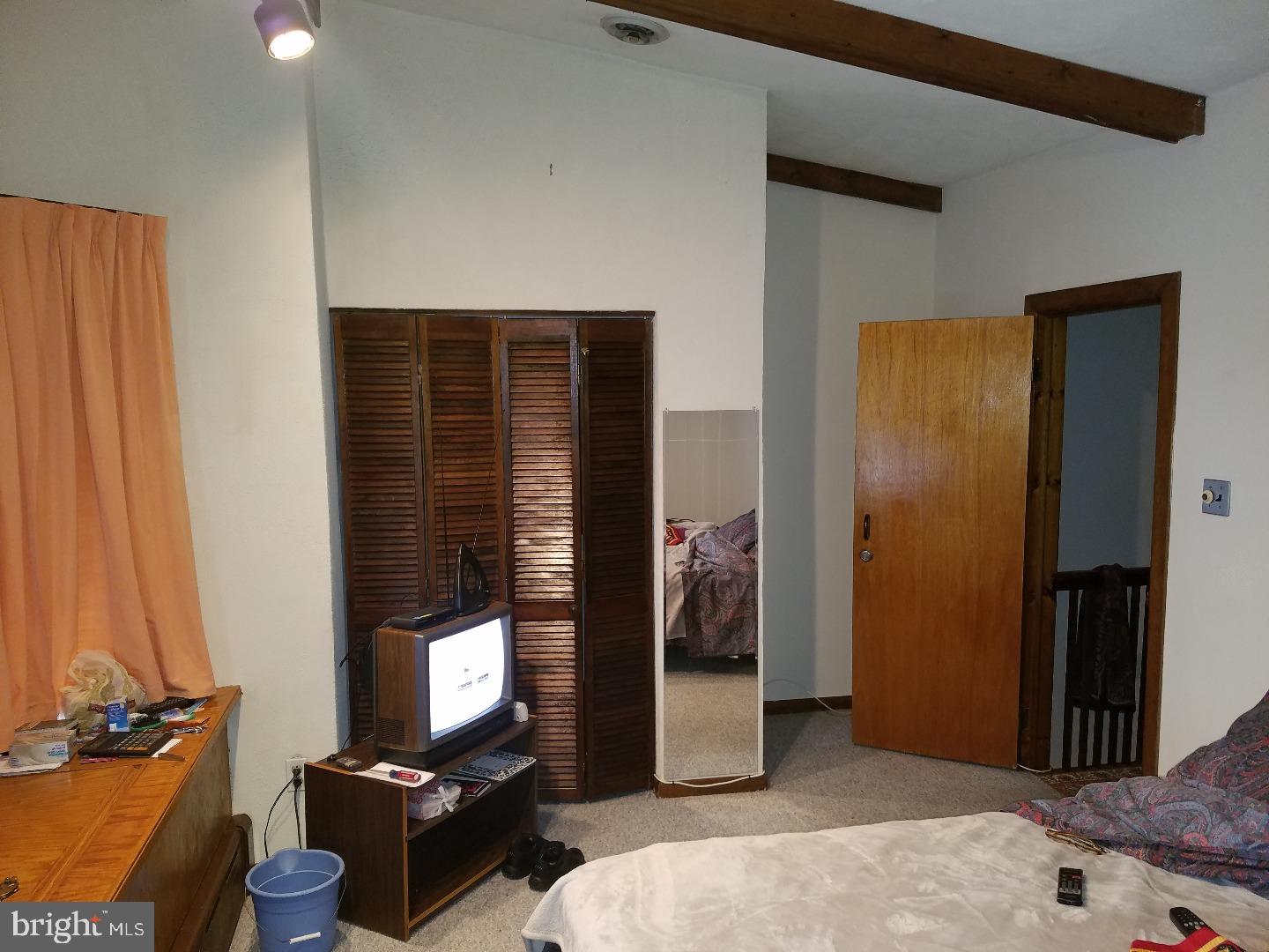 1233 Atwood Road Philadelphia, PA 19151 - Photo 11 of 24 Gallery Image 11