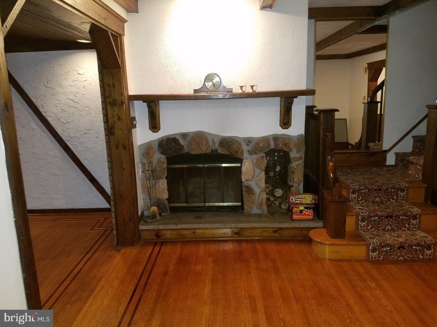 1233 Atwood Road Philadelphia, PA 19151 - Photo 4 of 24 Gallery Image 4