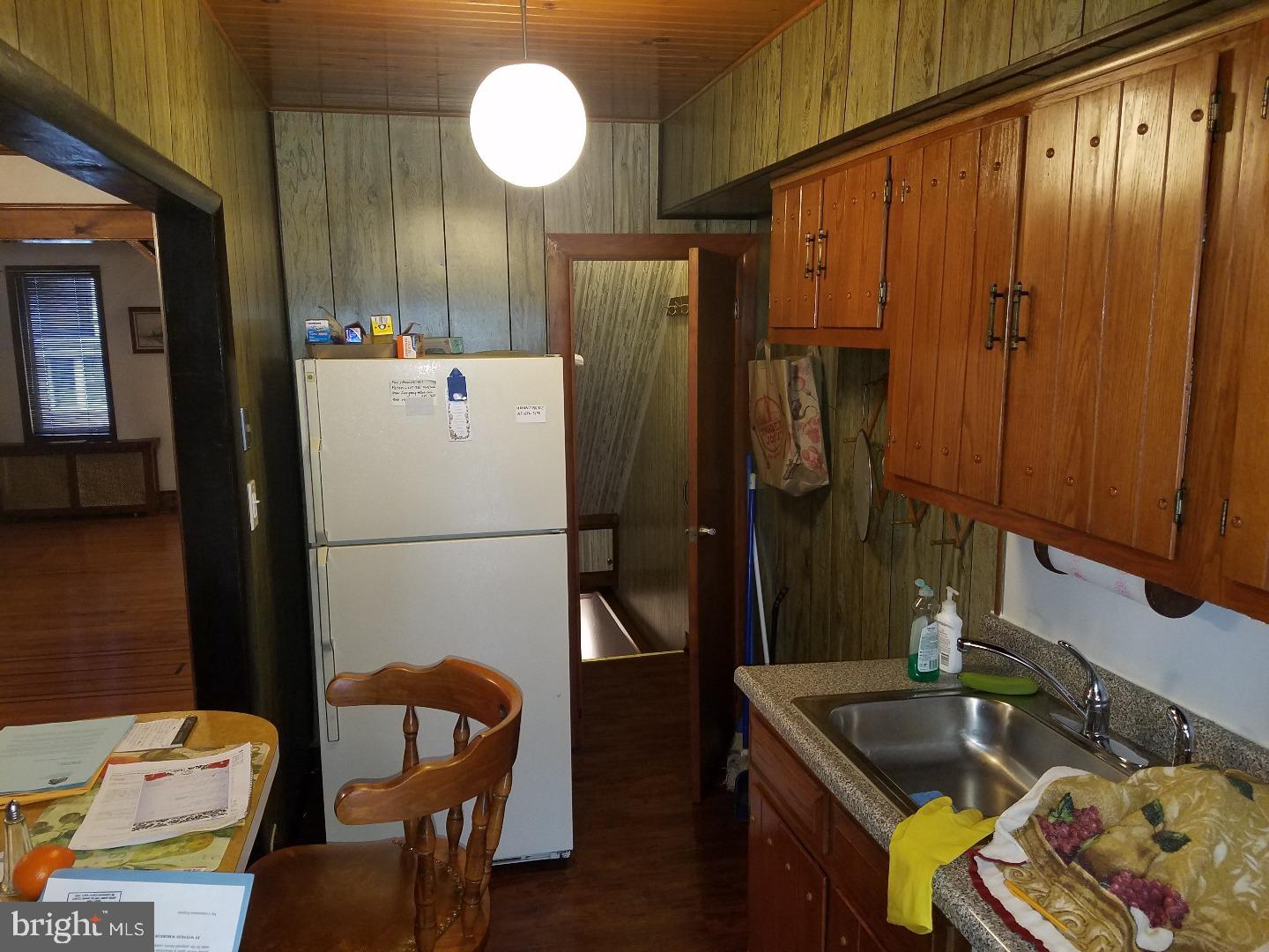 1233 Atwood Road Philadelphia, PA 19151 - Photo 7 of 24 Gallery Image 7