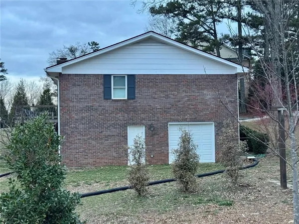 $390,000 | 1335 Hillcrest Drive, Sugar Hill, GA 30518