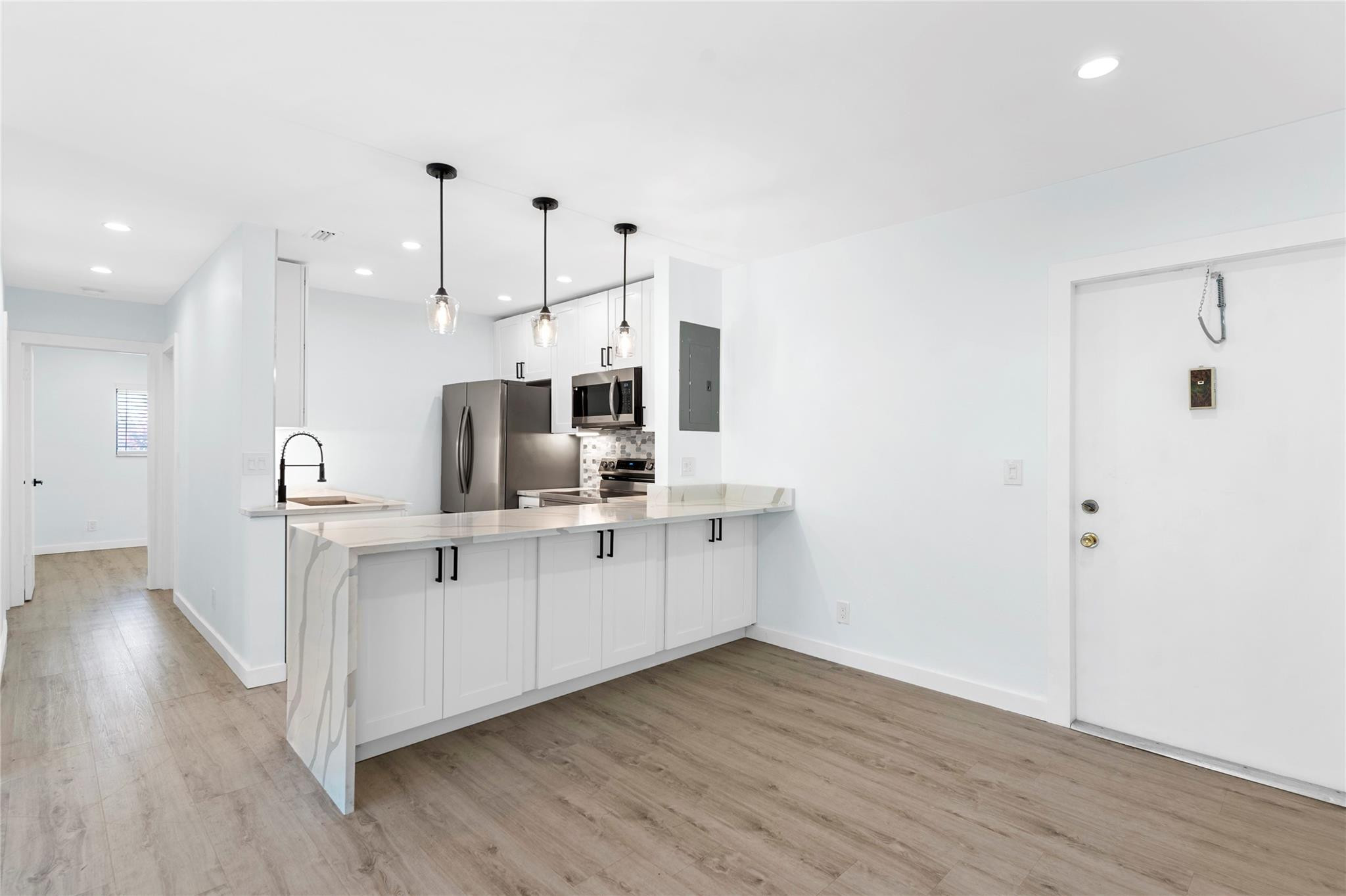 825 Northwest 13th Street, Unit 101 Boca Raton, FL 33486 - Photo 2 of 18 Photo 2