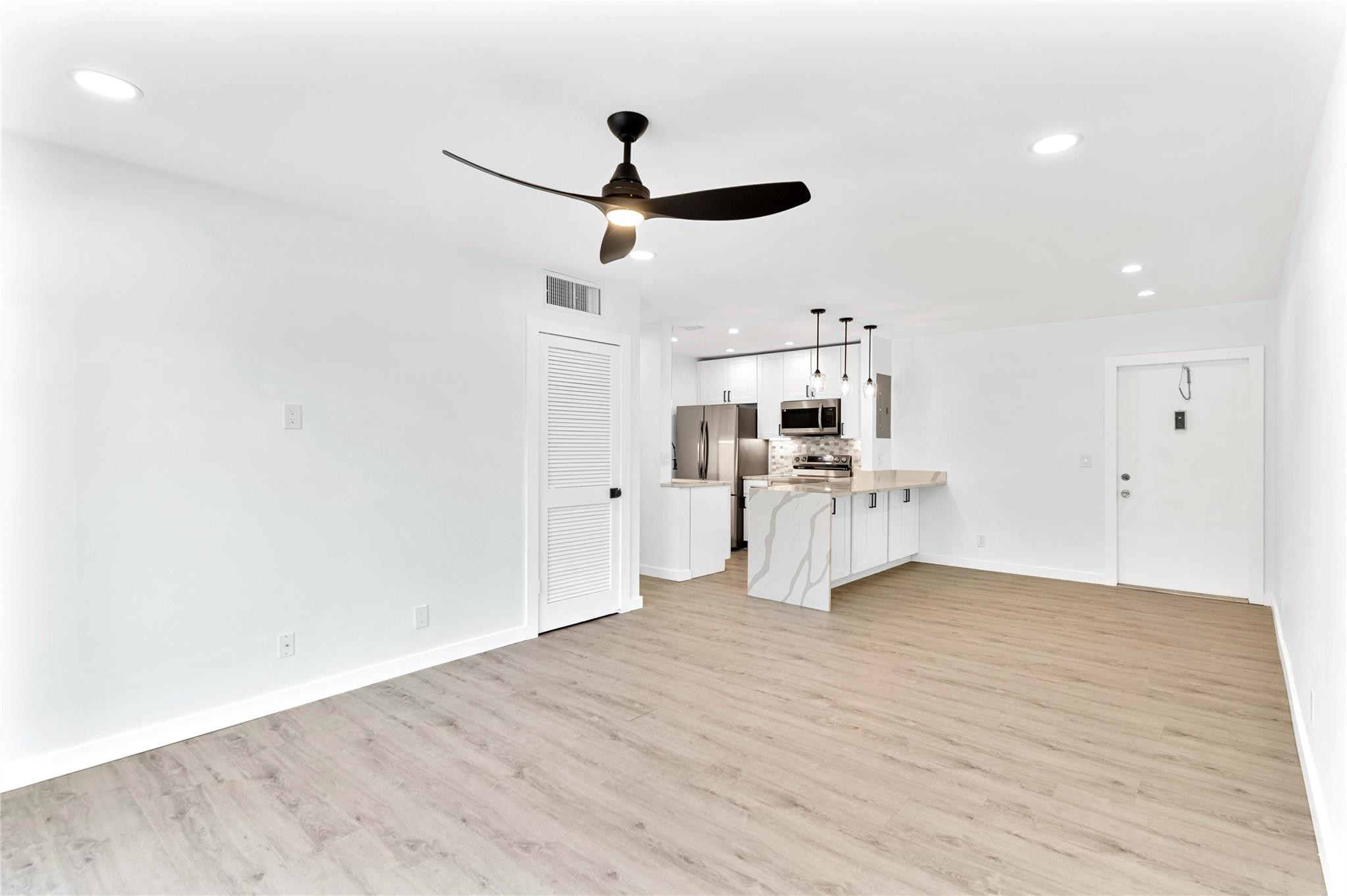 825 Northwest 13th Street, Unit 101 Boca Raton, FL 33486 - Photo 7 of 18 Photo 7