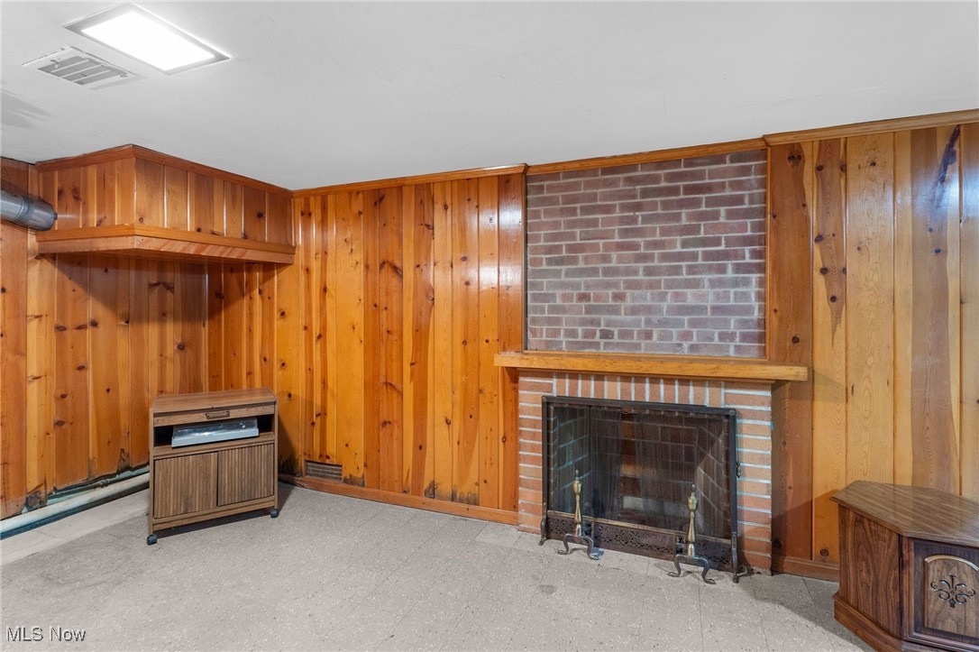 1667 Richmond Road Cleveland, OH 44124 - Photo 35 of 42
