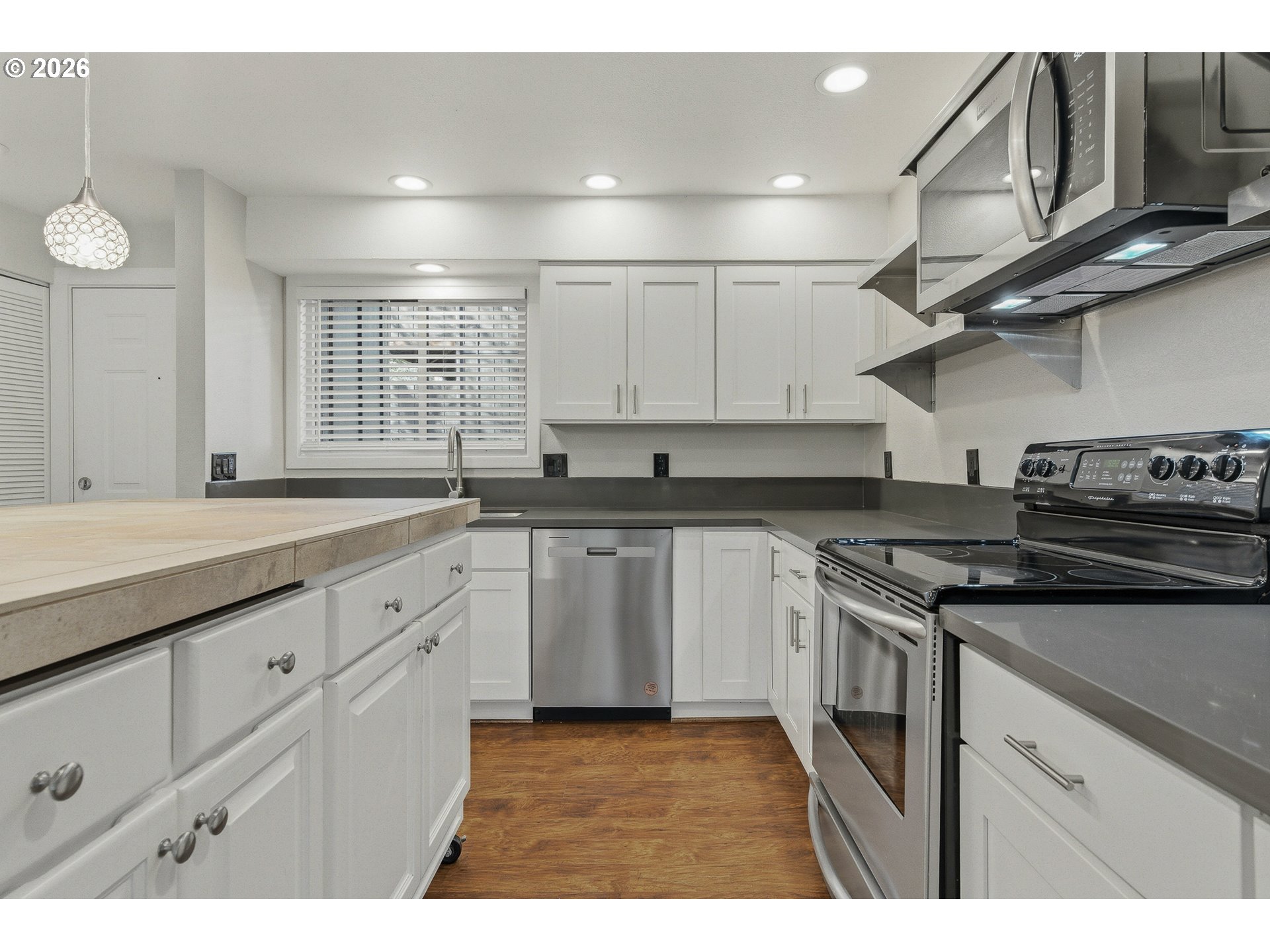 4 Touchstone, Unit 120 Lake Oswego, OR 97035 - Photo 13 of 46