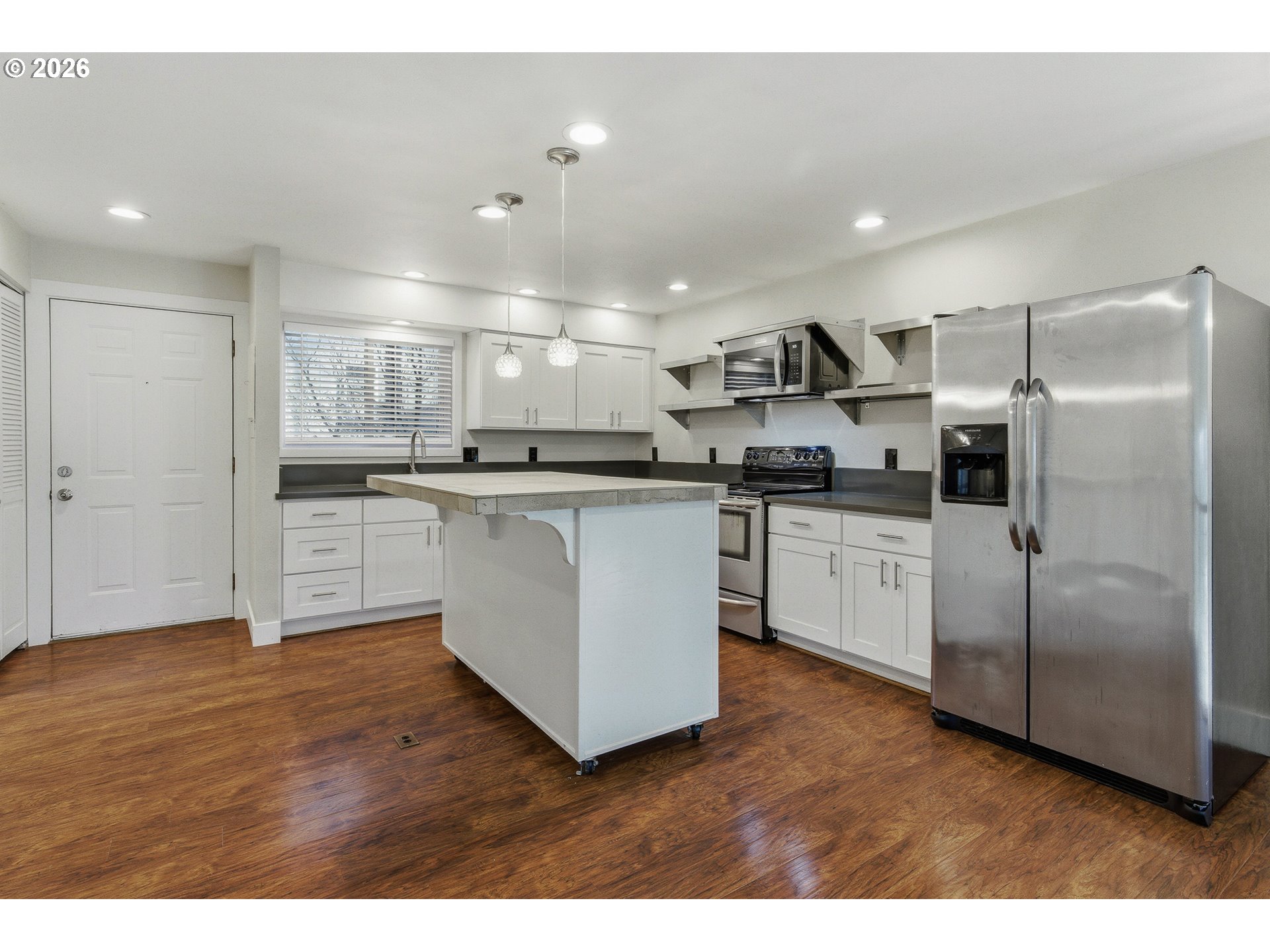 4 Touchstone, Unit 120 Lake Oswego, OR 97035 - Photo 15 of 46