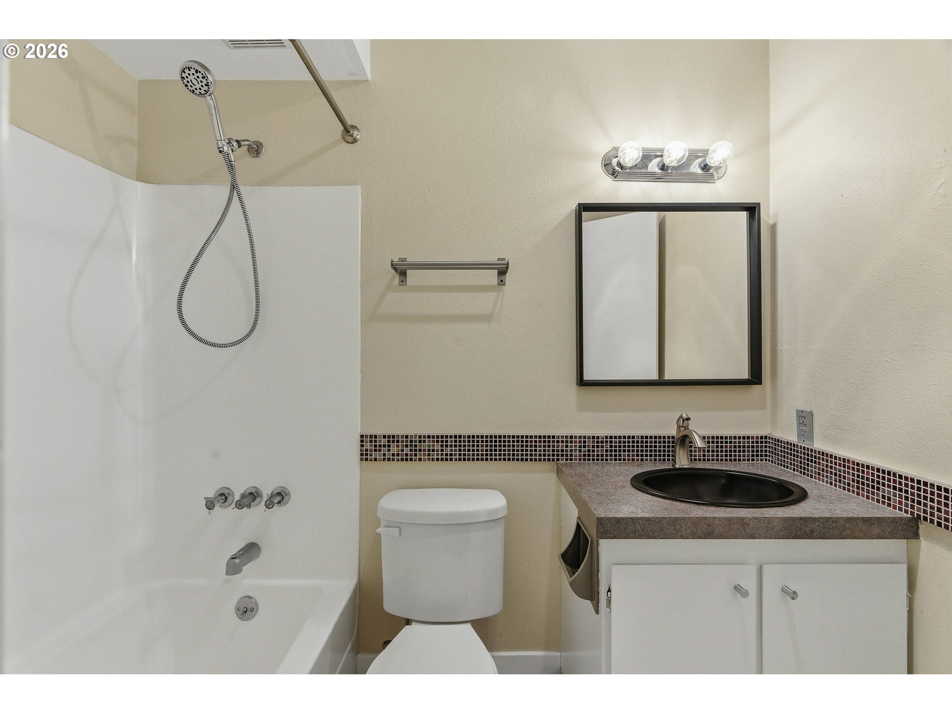 4 Touchstone, Unit 120 Lake Oswego, OR 97035 - Photo 23 of 46