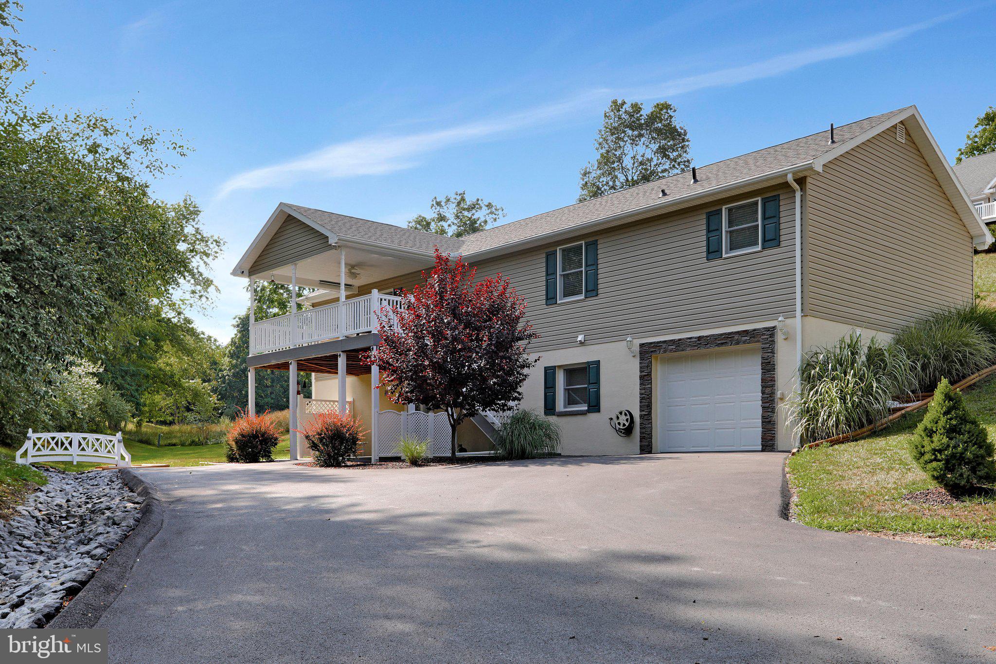 90 Woodbrier Road Berkeley Springs, WV 25411 - Photo 4 of 64 Gallery Image 4