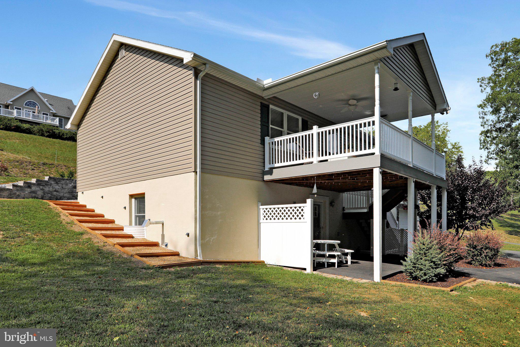 90 Woodbrier Road Berkeley Springs, WV 25411 - Photo 5 of 64 Gallery Image 5