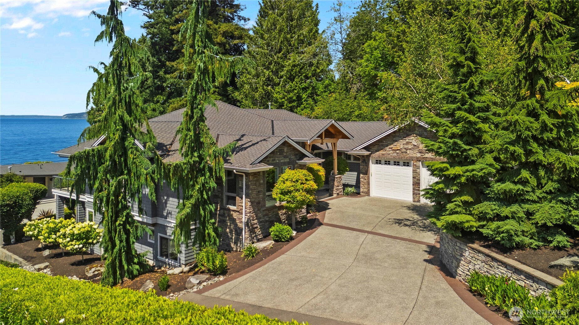 18608 Sound View Place Edmonds, WA 98020 - Photo 1 of 40