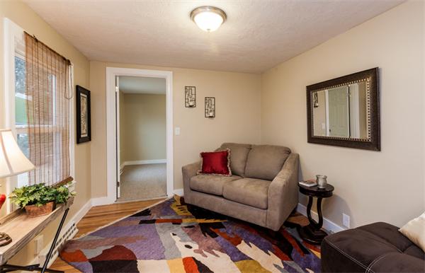 158 Mount Vernon Road Chicopee, MA 01013 - Photo 12 of 23 Gallery Image 12