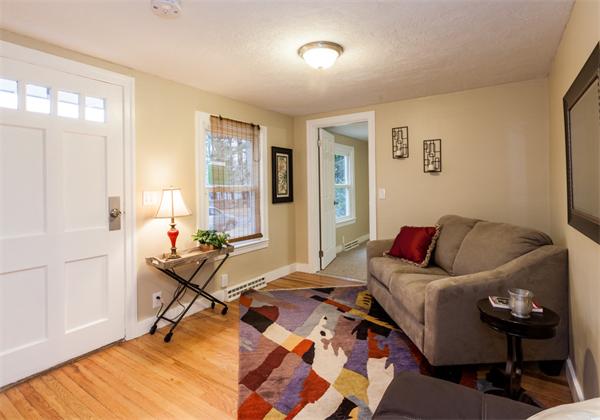 158 Mount Vernon Road Chicopee, MA 01013 - Photo 13 of 23 Gallery Image 13