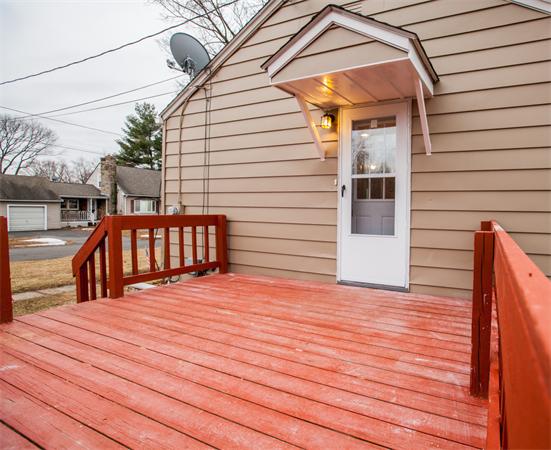 158 Mount Vernon Road Chicopee, MA 01013 - Photo 4 of 23 Gallery Image 4