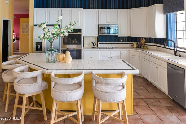 $799,000 | 2739 East Vista Drive, Phoenix, AZ 85032