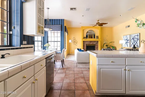 $799,000 | 2739 East Vista Drive, Phoenix, AZ 85032