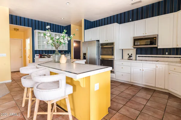 $799,000 | 2739 East Vista Drive, Phoenix, AZ 85032